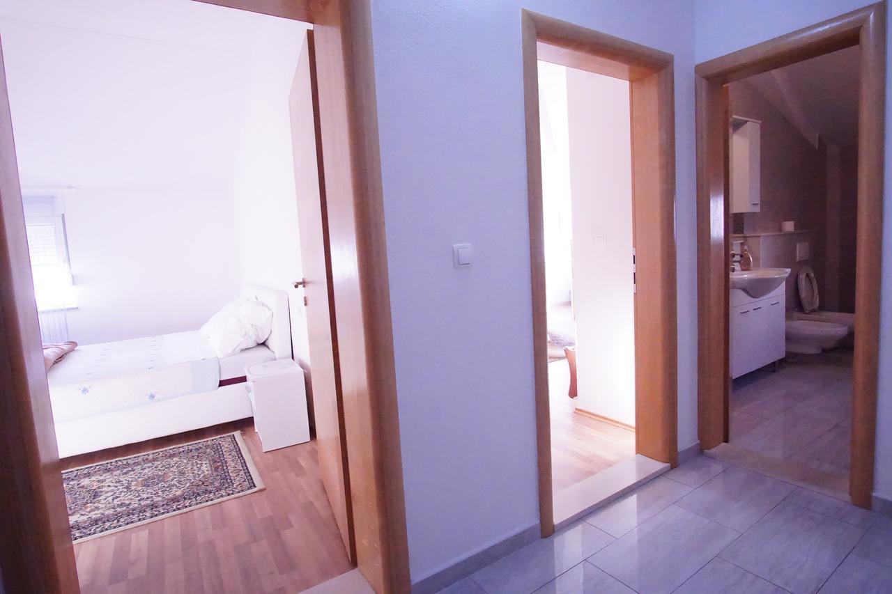 Apartments Aldi Mostar Bagian luar foto