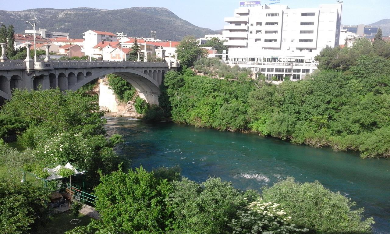 Apartments Aldi Mostar Bagian luar foto